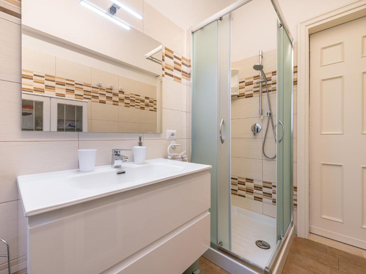 Apartment On Shopping Street Cagliari Dış mekan fotoğraf